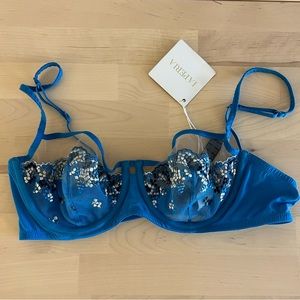 La perla blue lace wired bra 36b NWT